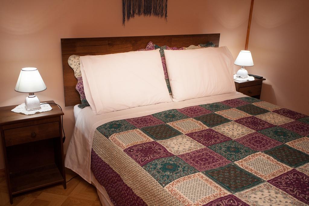 Cordillera Azul Hostel Puerto Natales Buitenkant foto